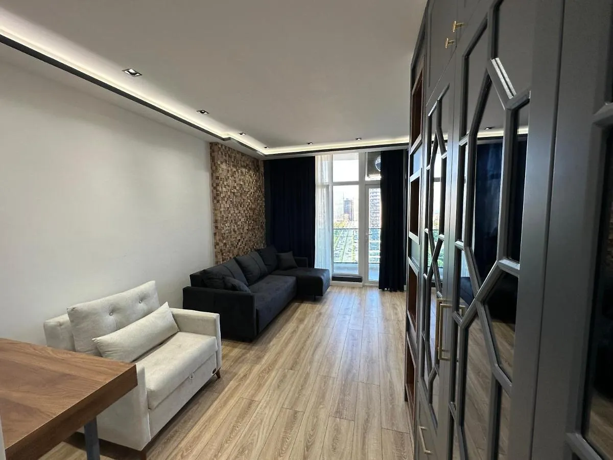 New Boulevard Elegance - Luxury Apartment - 18 Floor Batumi 0*,